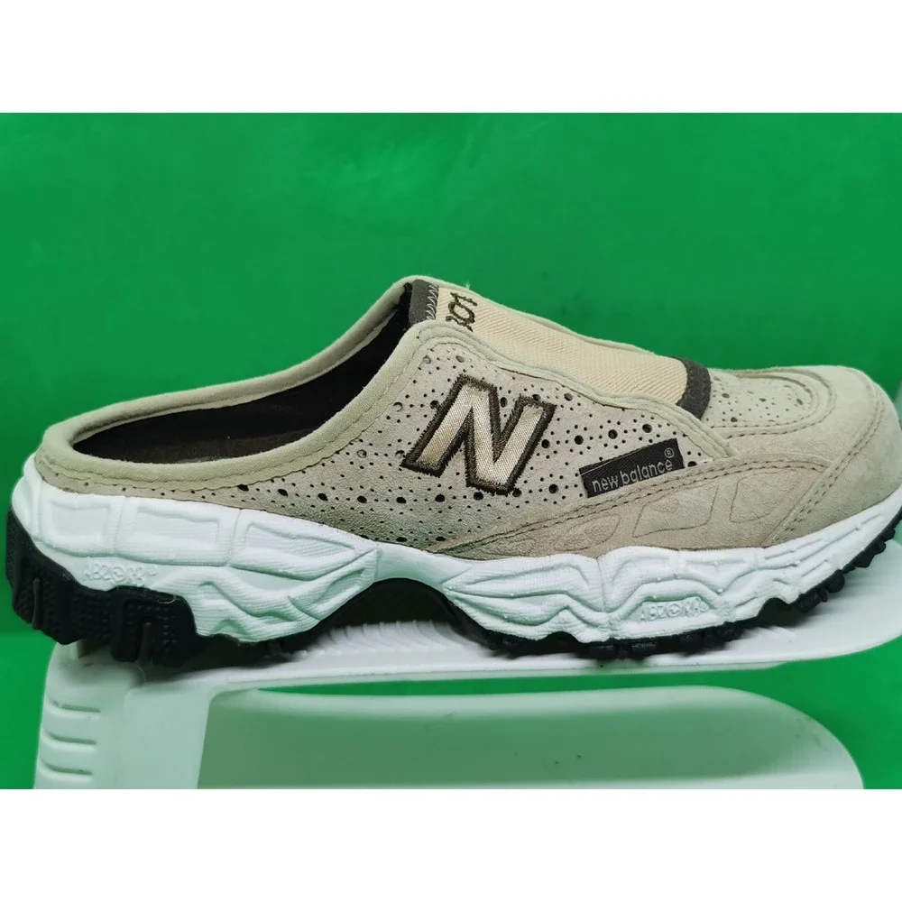 New Balance 801 Slip On All Terrain Beige Suede Leather Shoes Size 6.5 D W801FC